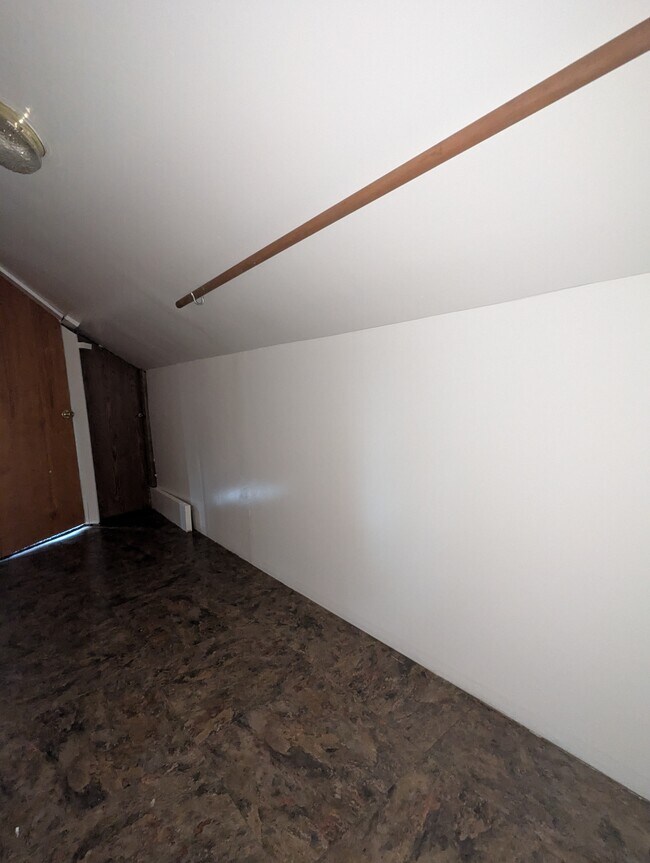 Master Bedroom - 18407 Lennane