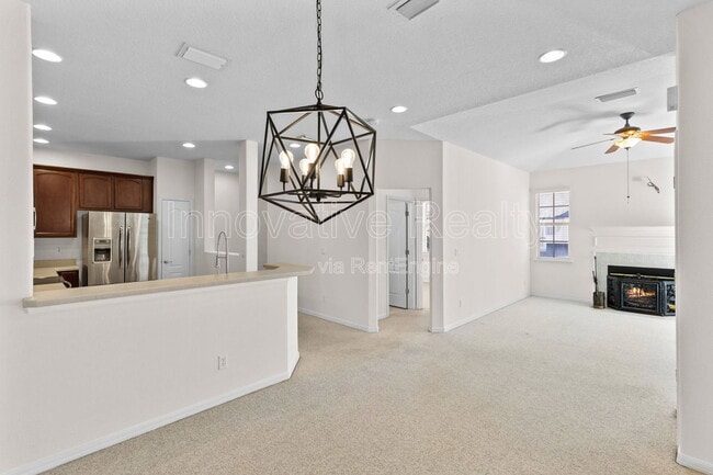 Building Photo - 17321 Promenade Dr