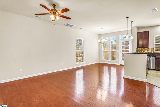 Building Photo - 446 Christiane Way