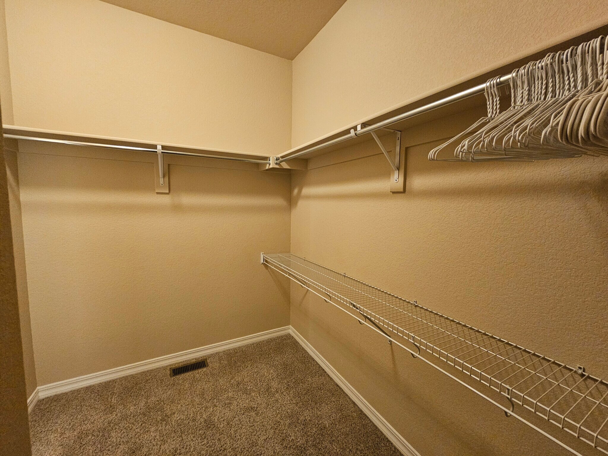 Building Photo - 5910 Traditions Dr