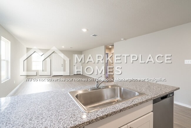 Building Photo - 9708 Littleton Grist