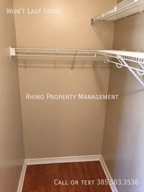 Building Photo - 1919 N Sego Lilly Dr