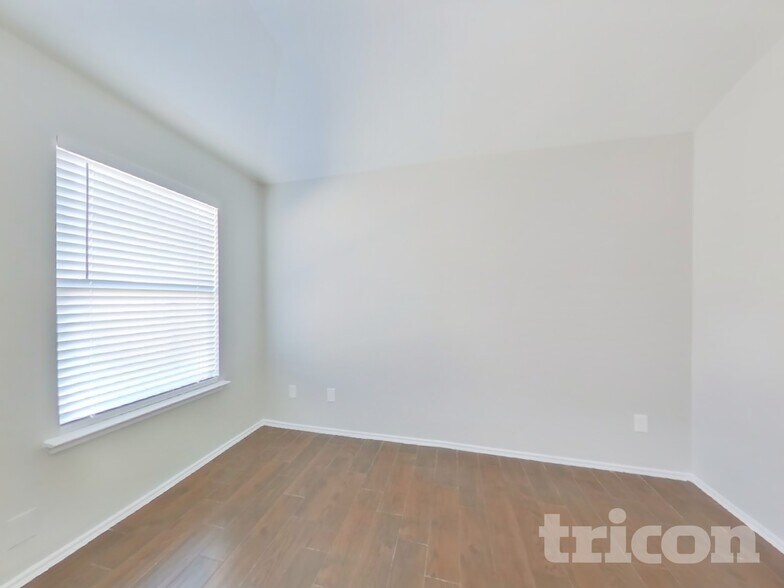 Building Photo - 7214 Winter Song Dr