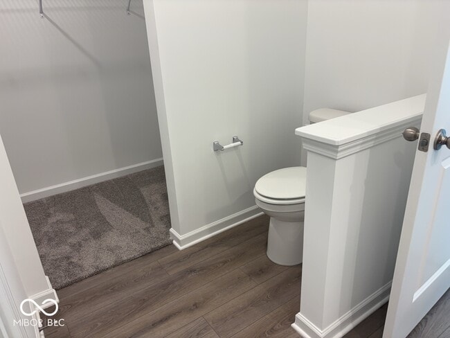 Building Photo - 817 Oyster Bay Dr