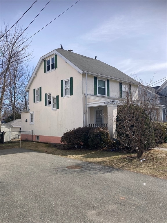 Building Photo - 427 N Main St