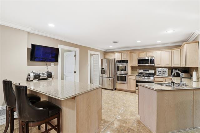 Building Photo - 6545 Lyndon B Johnson Fwy