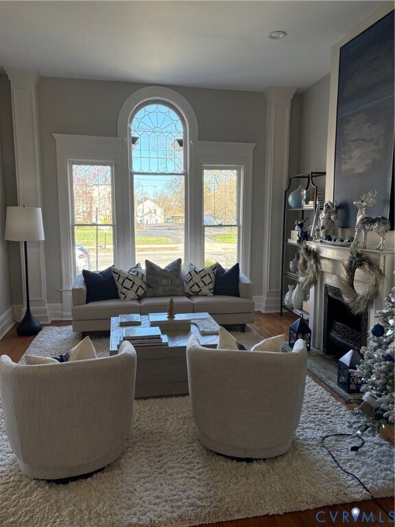 Building Photo - 410 W Washington St