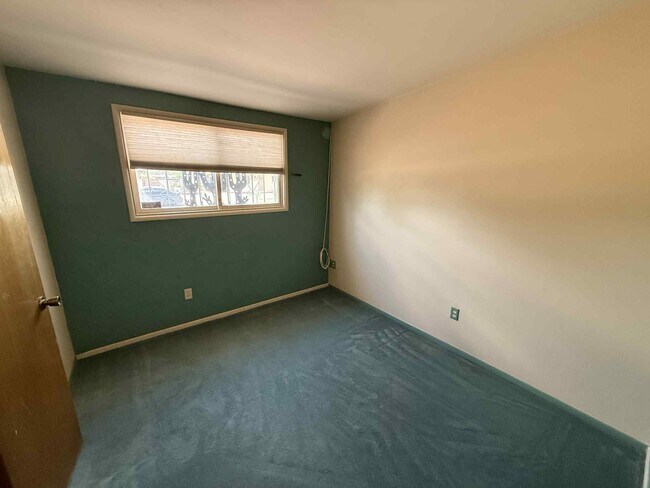 Building Photo - 8574 E Ruby Dr