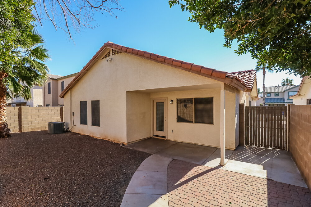 Building Photo - 12834 W Windsor Ave