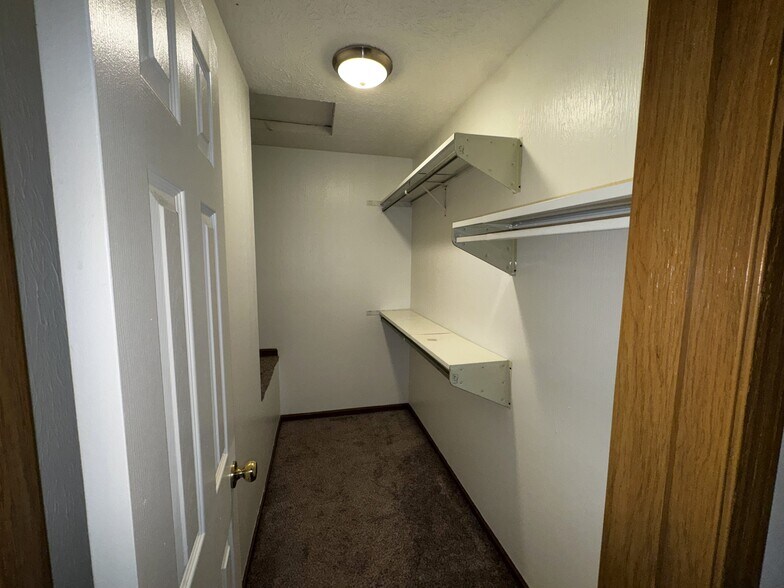 Building Photo - 3632 Harris Ave NW