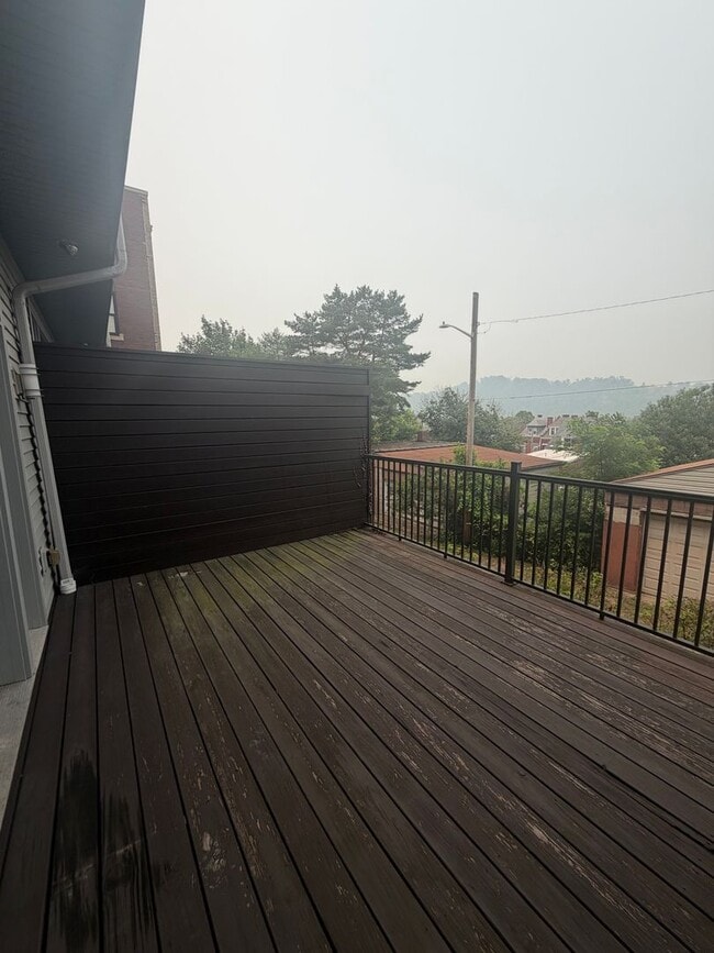 Building Photo - Luxury 3 Bedroom Condo in the Heart of Lawrenceville