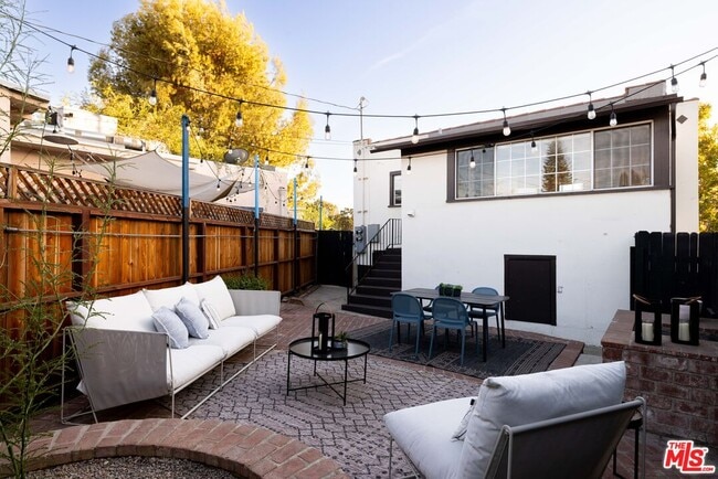 Building Photo - 4507 Corliss St