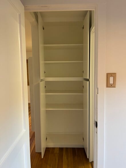 Building Photo - 4229 Cordelle Ln