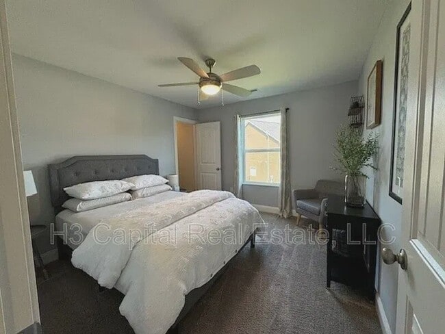 Building Photo - 1401 Miami Ct