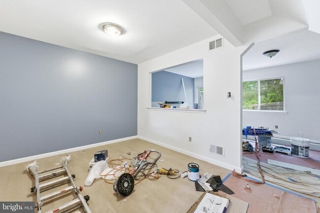 Building Photo - 27 Villanova Ct