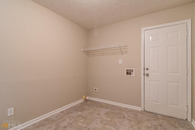 Building Photo - 4745 Turning Leaf Dr