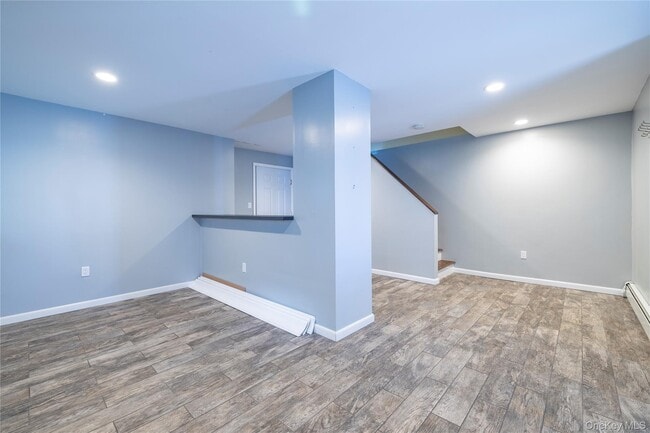 Building Photo - 105 Arizona Ave