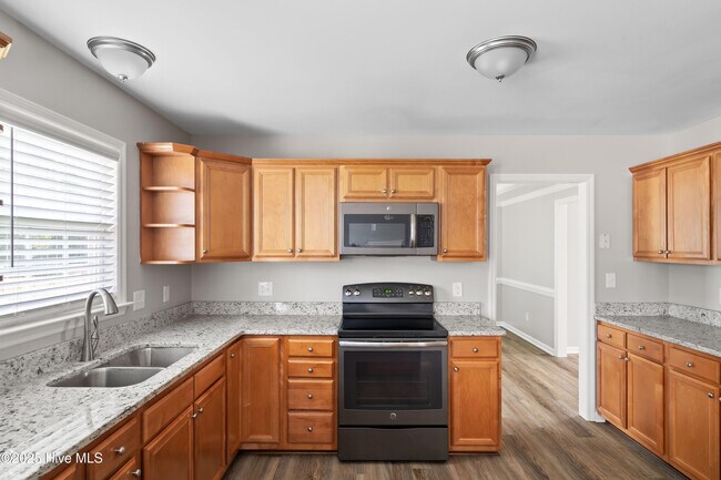 Building Photo - 111 Rockford Ct