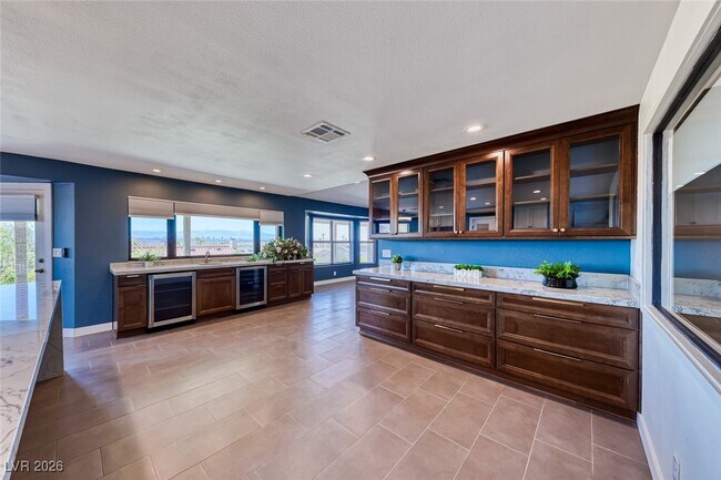 Building Photo - 969 Marigold Ct