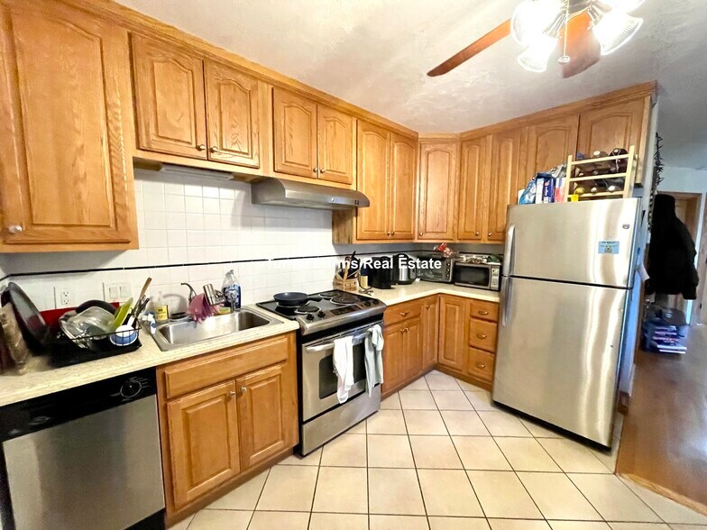 Building Photo - 5A Phillips St