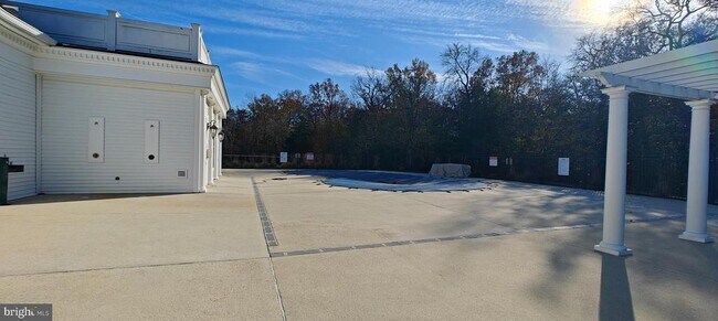 Building Photo - 10425 Starlight Pl