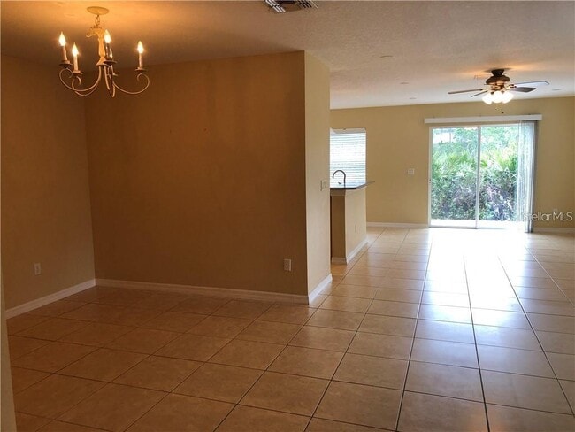 Building Photo - 4330 Aristocrat Point