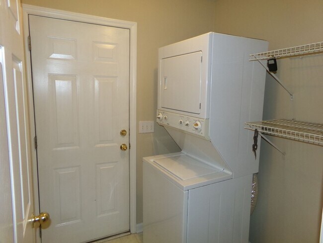 Building Photo - Near Silas Creek and Stratford Road