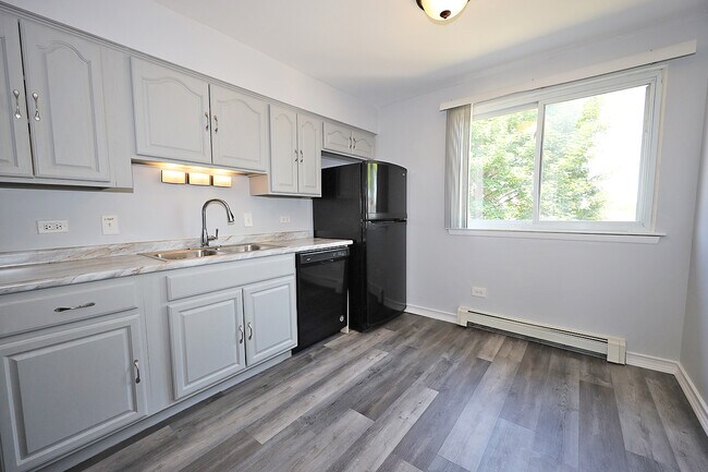 Building Photo - 109 Boardwalk St