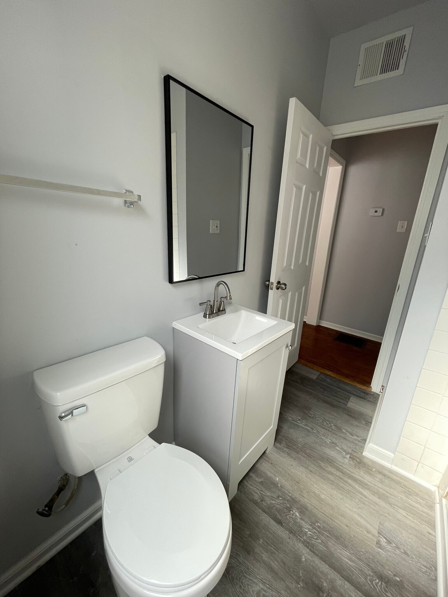 Building Photo - 7912 S Bishop St