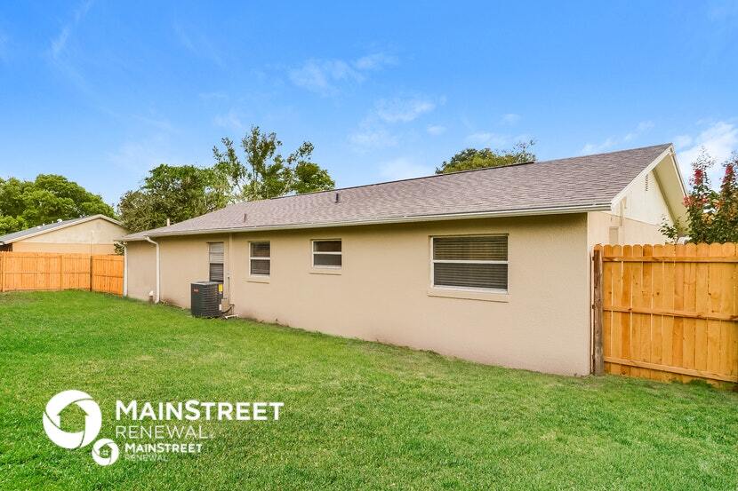 Building Photo - 7525 Lois Marie Ct