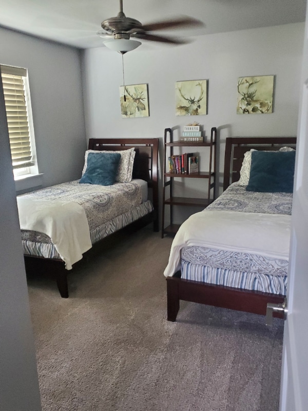 Building Photo - 1724 N Solomon Ct