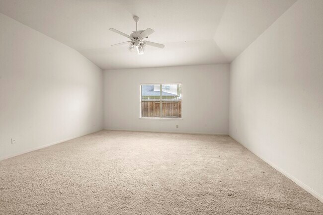 Building Photo - 7803 Blue Lake Dr