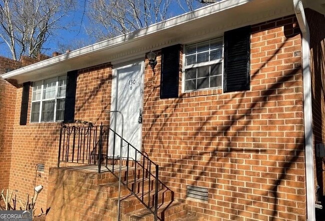 Building Photo - 130 Oxford Ct