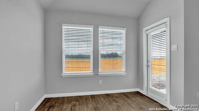 Building Photo - 125 Solitude Dr