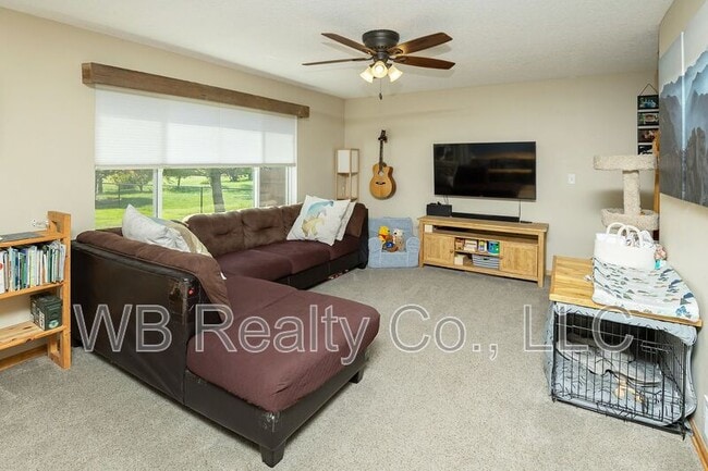 Building Photo - 10202 Catalina Dr