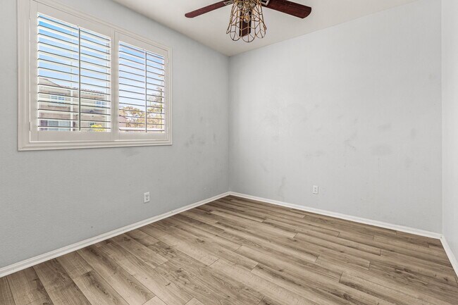 Building Photo - 1636 Avenida Aviare