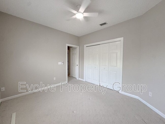 Building Photo - 822 Summer Bay Dr