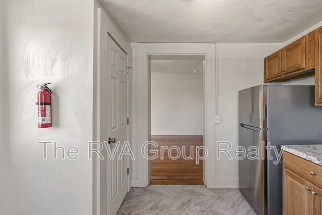 Building Photo - 27 S Jefferson St