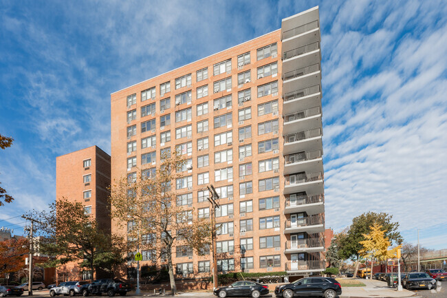 Building Photo - Pelham Bay Towers