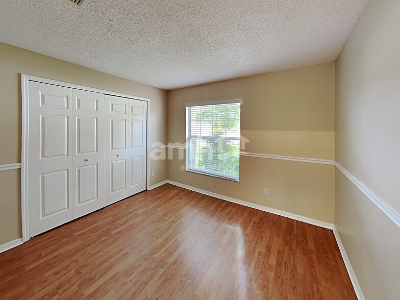 Building Photo - 12131 Woodglen Cir