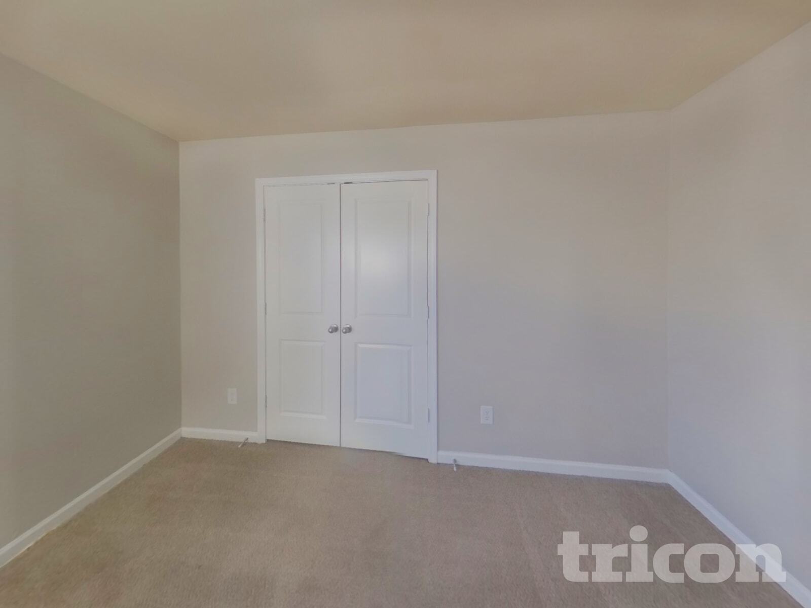 Building Photo - 207 Stillwood Dr