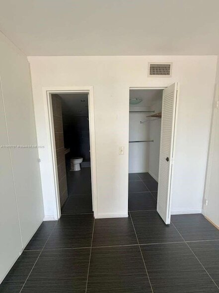 Building Photo - 13499 Biscayne Blvd