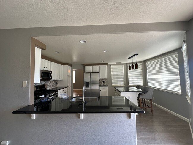 Building Photo - Beautiful home in Damonte Ranch Area