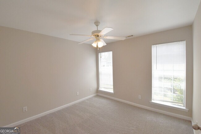 Building Photo - 208 Turnbridge Cir