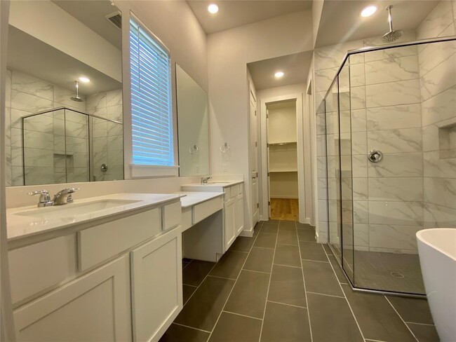 Building Photo - 255 Nautical Lp
