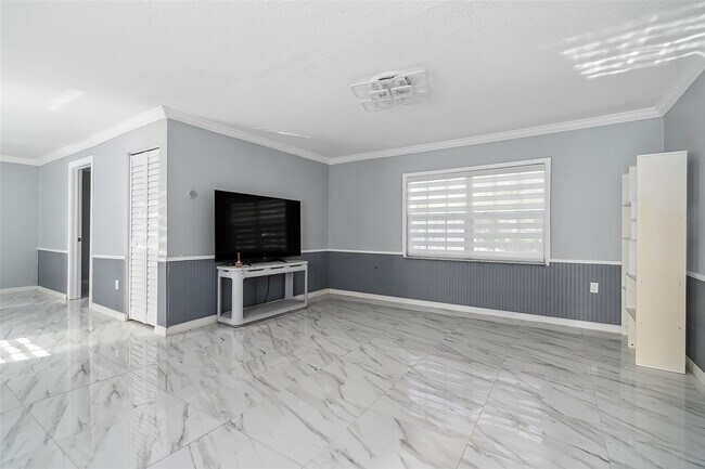 Building Photo - 2508 Arthur St