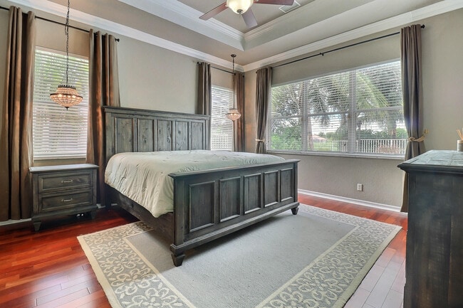 Building Photo - 1289 Beacon Cir