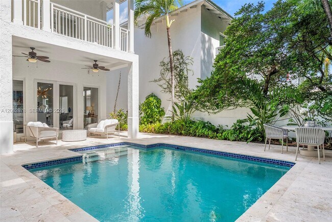 Building Photo - 6 Coconut Ln