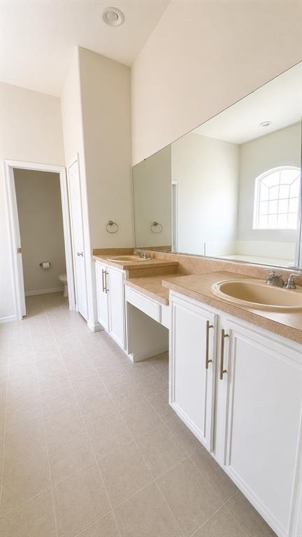 Building Photo - 2409 Sand Arbor Cir