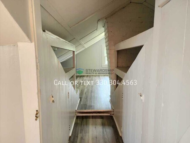 Building Photo - 12990 Lincoln Way W